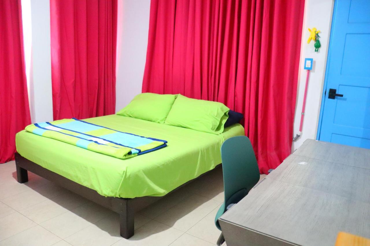 Hotel Casa Mandarine , Amazing Private Rooms W Balcony, Rooftop, Hammocks, Ac, Smartv, 100Mbs! Zihuatanejo Extérieur photo